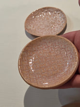 Load image into Gallery viewer, Seconds Pinch Dishes
